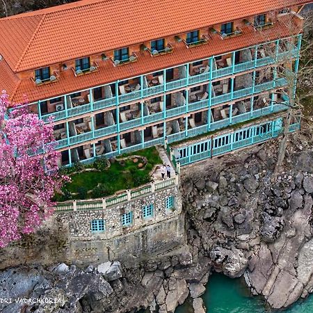Hotel Magnolia In The City Centre Kutaissi Exterior foto