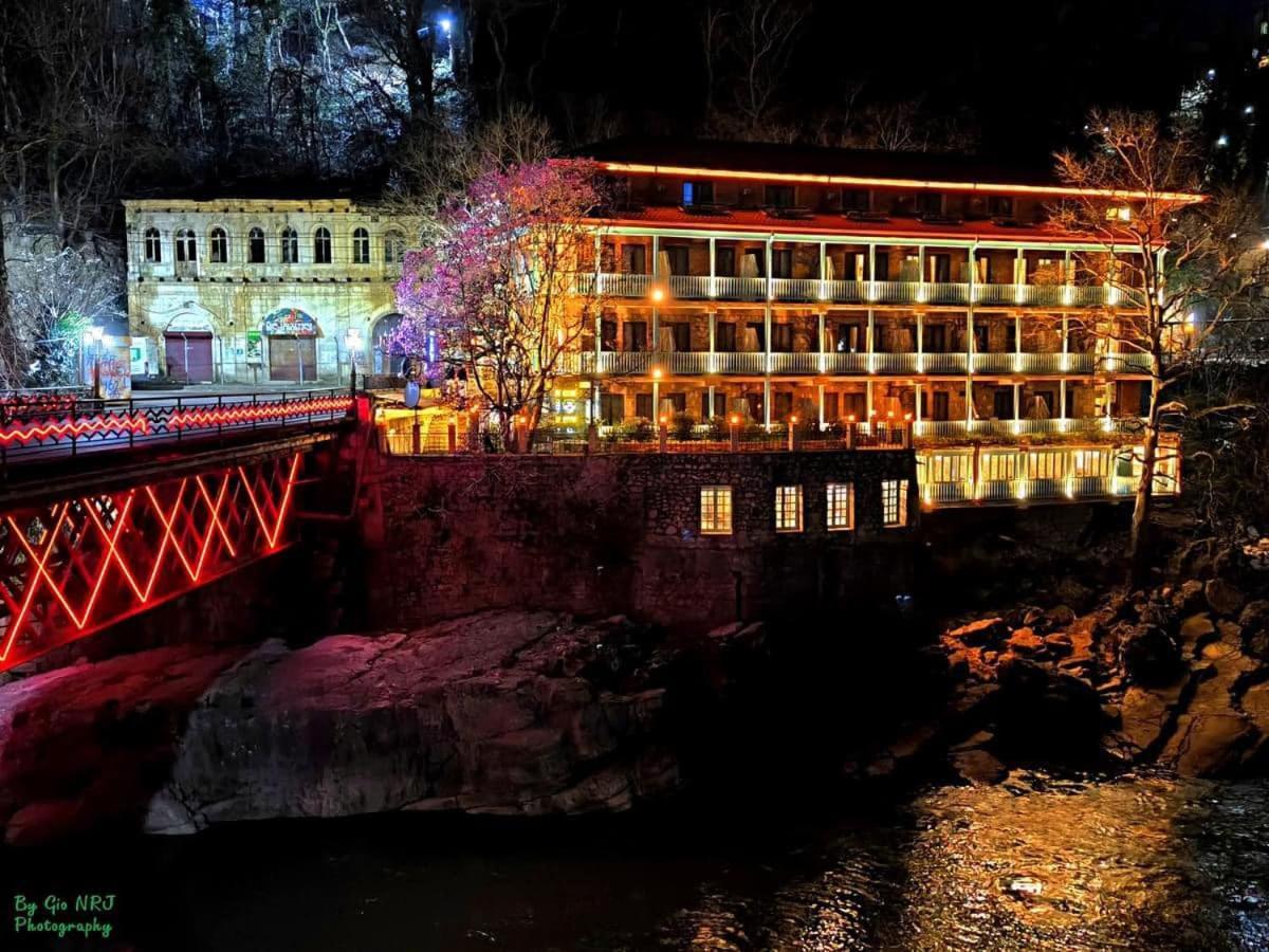 Hotel Magnolia In The City Centre Kutaissi Exterior foto